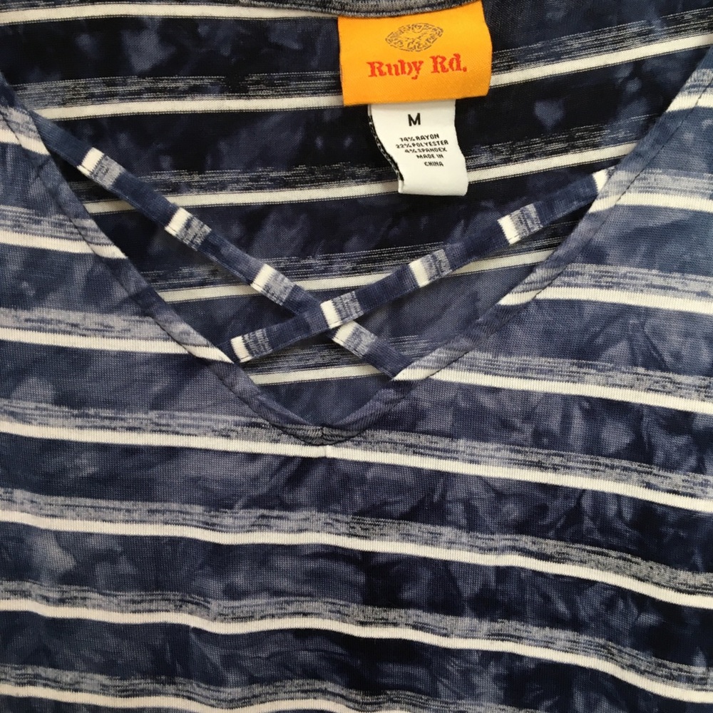 Ruby Rd. Striped blouse-Medium - Picture 2 of 4